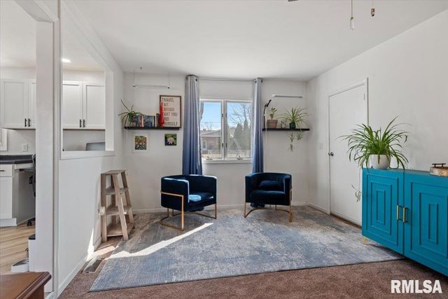 46 CHURCHILL Drive, Chatham, IL 62629