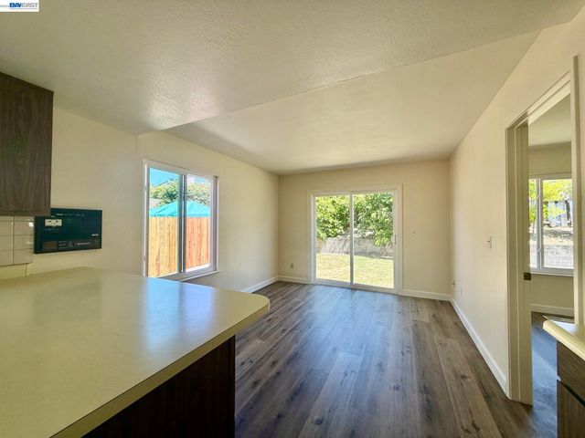 3146 14Th St, San Pablo, CA 94806