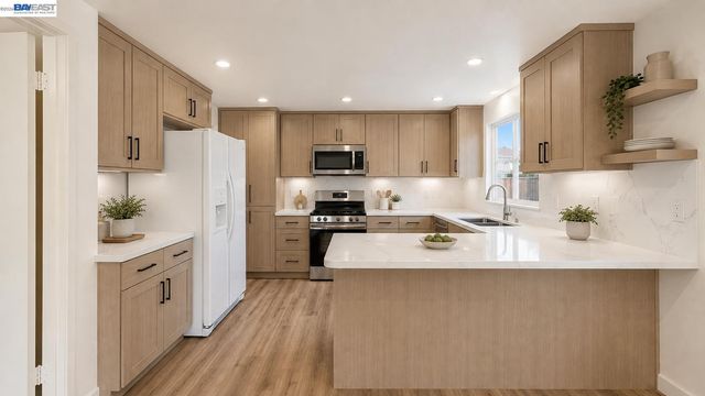 3146 14Th St, San Pablo, CA 94806
