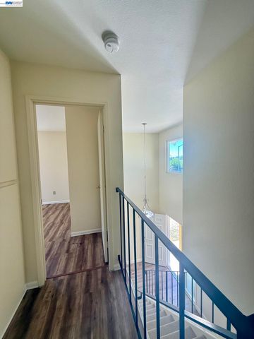 3146 14Th St, San Pablo, CA 94806