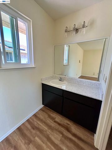 3146 14Th St, San Pablo, CA 94806