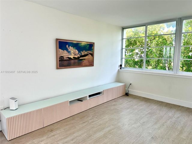 777 NE 62nd St CPH5, Miami, FL 33138