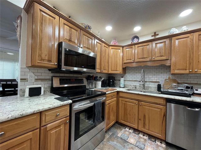 515 MIDWAY DRIVE A, Ocala, FL 34472