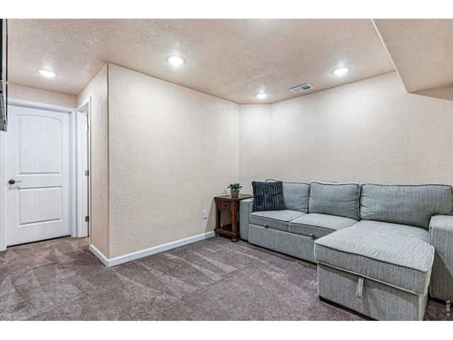 1721 Country Sun Dr, Windsor, CO 80550