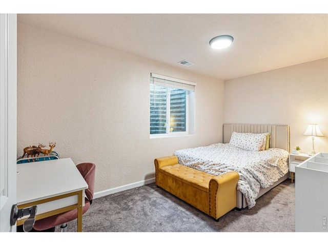 1721 Country Sun Dr, Windsor, CO 80550