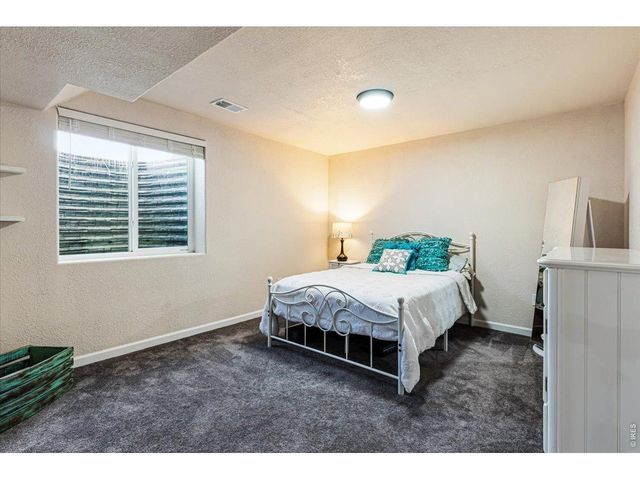 1721 Country Sun Dr, Windsor, CO 80550