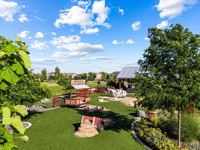 1721 Country Sun Dr, Windsor, CO 80550