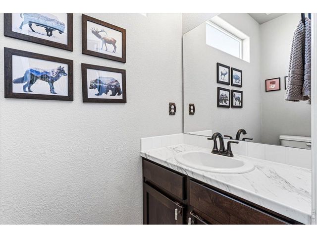 1721 Country Sun Dr, Windsor, CO 80550