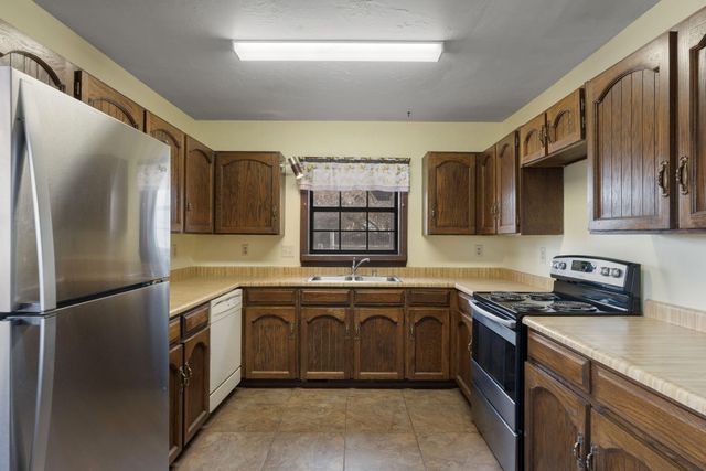 2621 Pajarito Meadows Road SW, Albuquerque, NM 87105