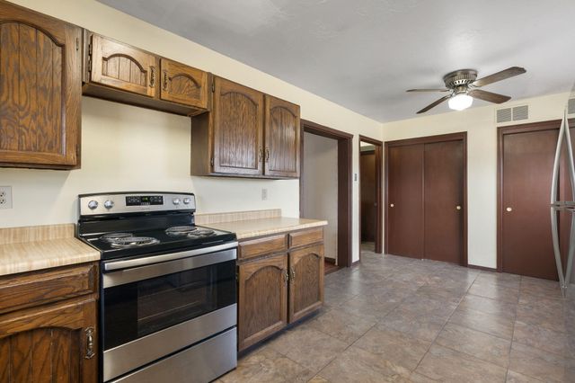 2621 Pajarito Meadows Road SW, Albuquerque, NM 87105