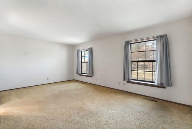 2621 Pajarito Meadows Road SW, Albuquerque, NM 87105