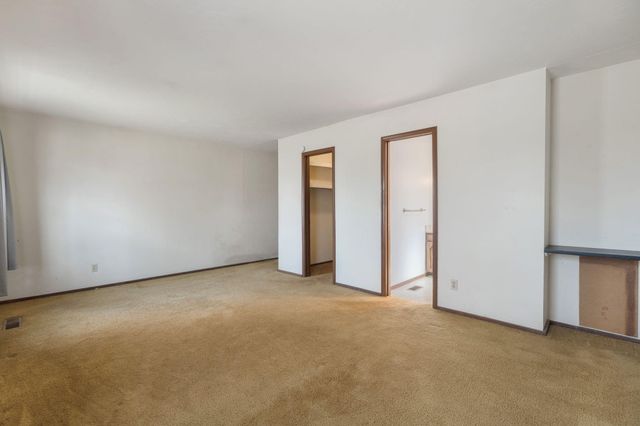 2621 Pajarito Meadows Road SW, Albuquerque, NM 87105