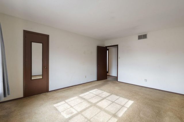 2621 Pajarito Meadows Road SW, Albuquerque, NM 87105