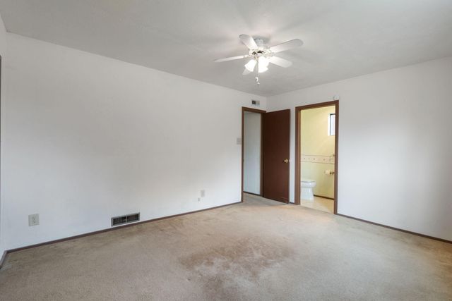 2621 Pajarito Meadows Road SW, Albuquerque, NM 87105