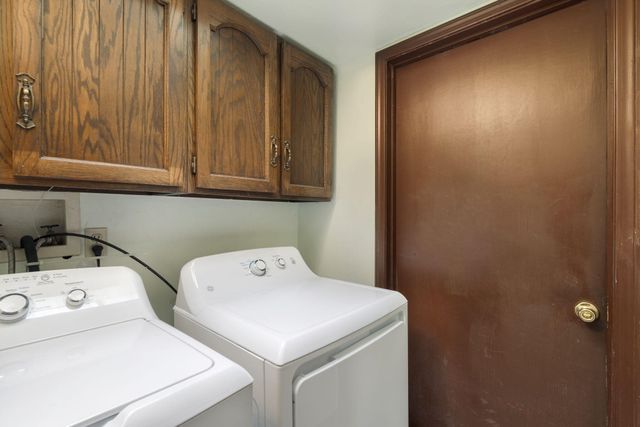 2621 Pajarito Meadows Road SW, Albuquerque, NM 87105