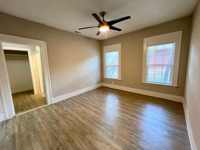 425 Grandview Avenue, Dallas, TX 75223