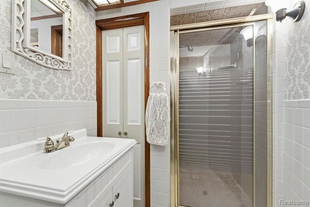 2384 Newman Street, Trenton, MI 48183