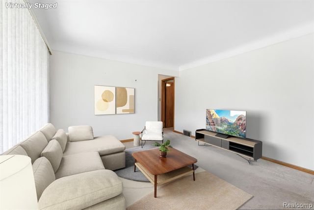 2384 Newman Street, Trenton, MI 48183