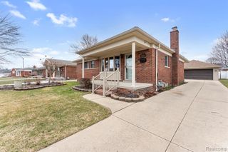 2384 Newman Street, Trenton, MI 48183