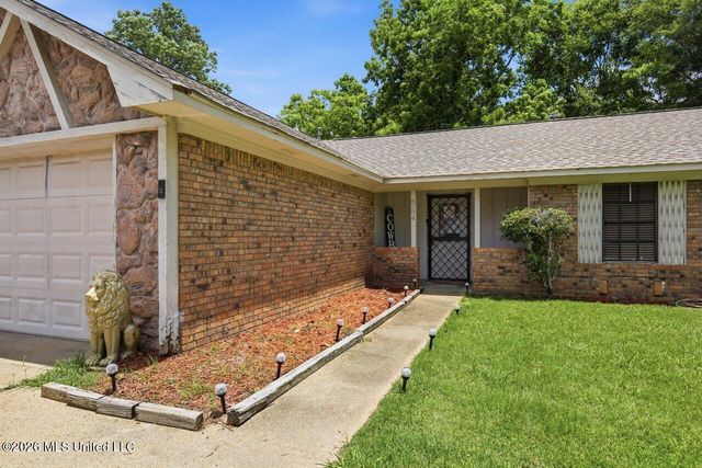 5264 Sycamore Drive, Jackson, MS 39212