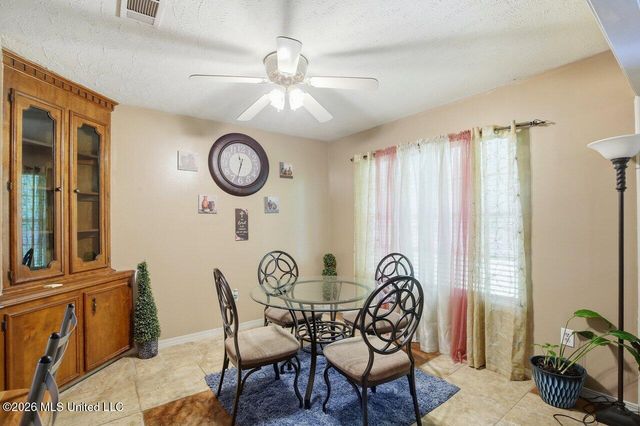 5264 Sycamore Drive, Jackson, MS 39212