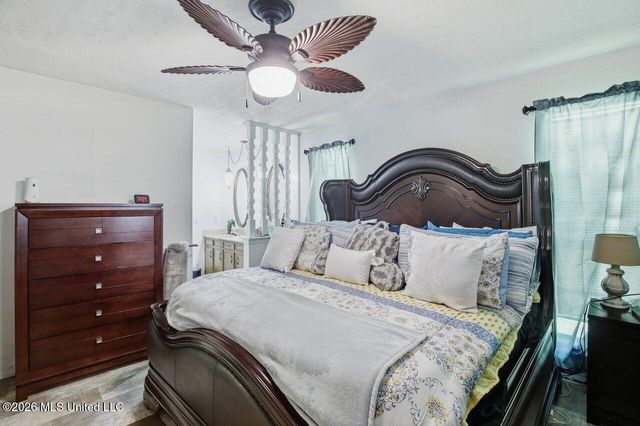 5264 Sycamore Drive, Jackson, MS 39212