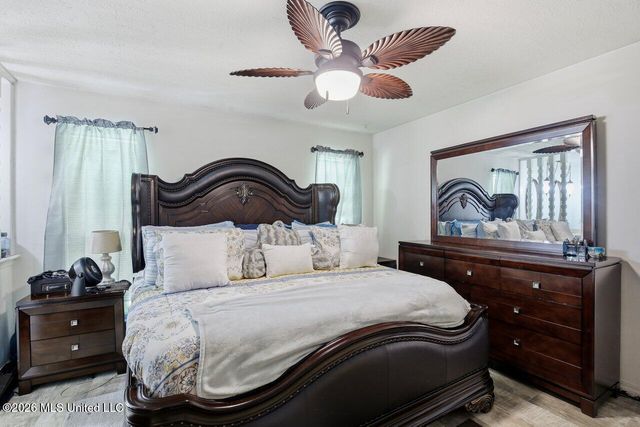 5264 Sycamore Drive, Jackson, MS 39212