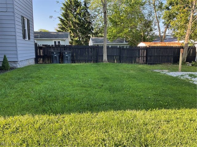 1102 Allendale Avenue, Akron, OH 44306