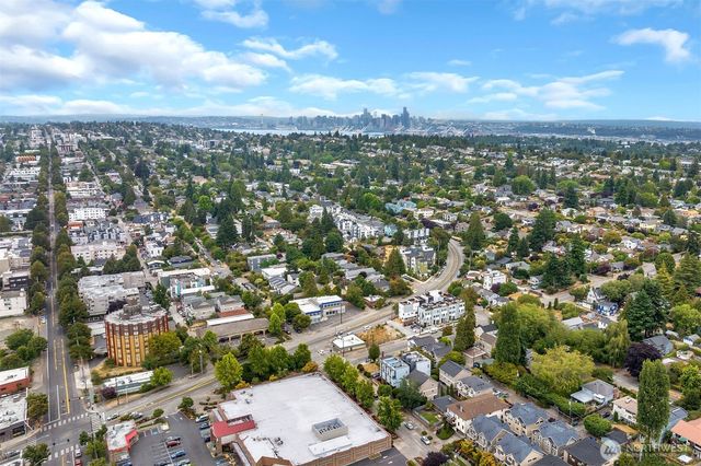 6408 Fauntleroy Way SW, Seattle, WA 98136