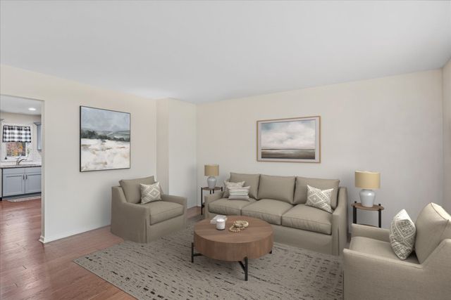 567 7th Circle, Marengo, IL 60152