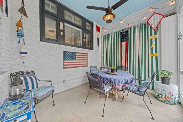 210 Storer Avenue, Akron, OH 44302