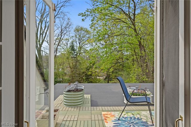 210 Storer Avenue, Akron, OH 44302