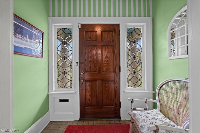 210 Storer Avenue, Akron, OH 44302