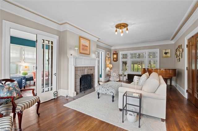 210 Storer Avenue, Akron, OH 44302