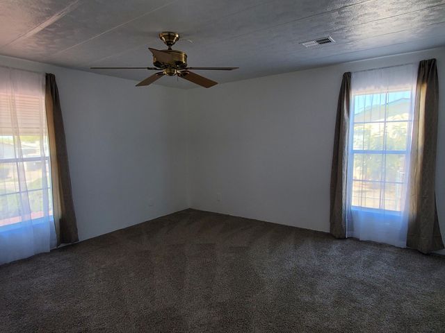 7712 Leanne Street NE, Albuquerque, NM 87109