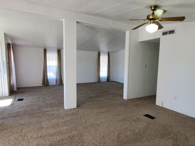 7712 Leanne Street NE, Albuquerque, NM 87109