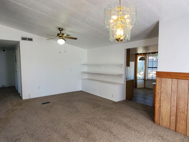 7712 Leanne Street NE, Albuquerque, NM 87109