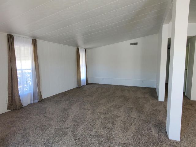 7712 Leanne Street NE, Albuquerque, NM 87109