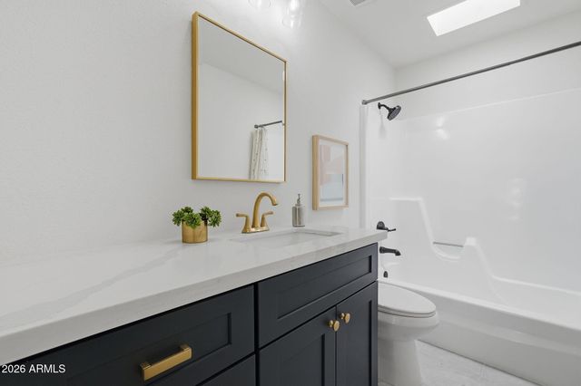 3011 W SIERRA Street, Phoenix, AZ 85029