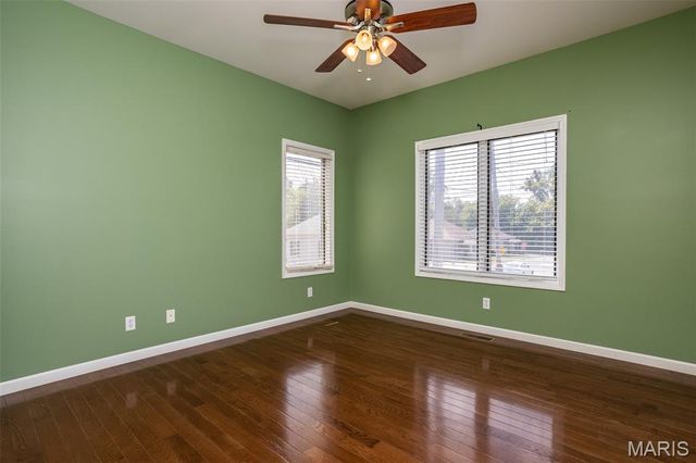 127 Collinsville Street, Glen Carbon, IL 62034