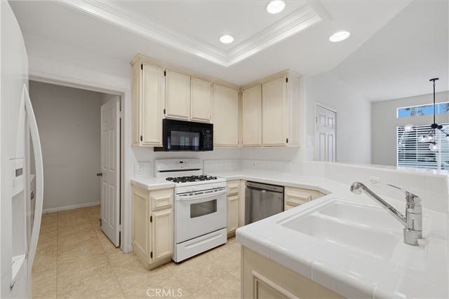 99 Shorebreaker, Laguna Niguel, CA 92677