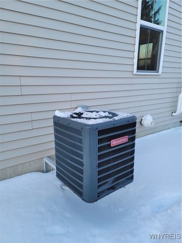 3581 Big Tree Road 14, Hamburg, NY 14075