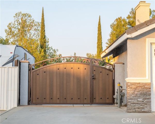 2831 Carma Court, Riverside, CA 92503