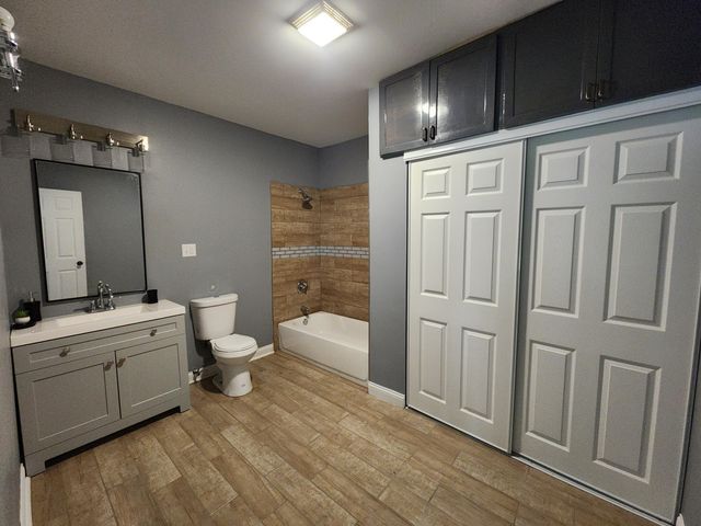 412 S 15th Street, Chesterton, IN 46304