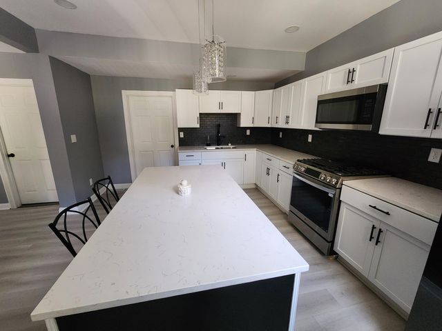 412 S 15th Street, Chesterton, IN 46304