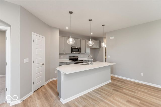 7338 Broadview Lane, Mccordsville, IN 46055