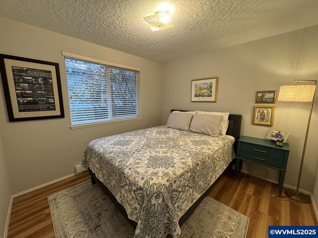 6715 SW Inlet Av, Lincoln City, OR 97367