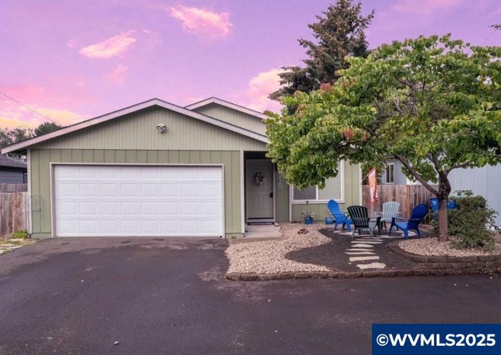 6715 SW Inlet Av, Lincoln City, OR 97367