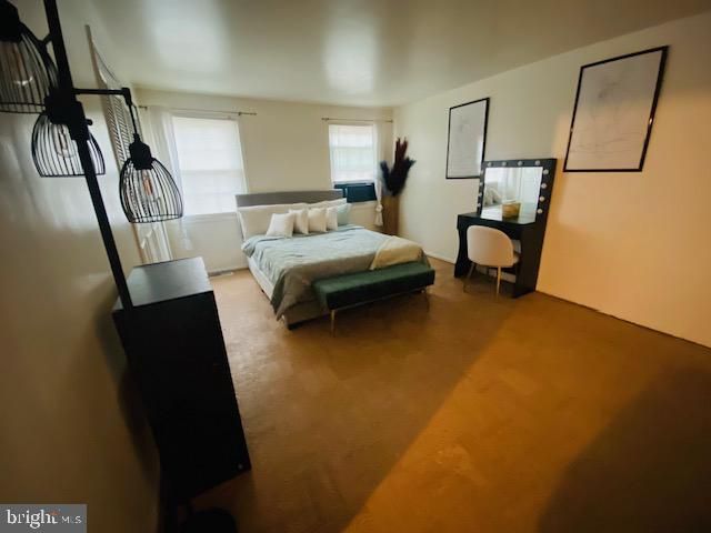 9 RAEBURN LN, Willingboro, NJ 08046