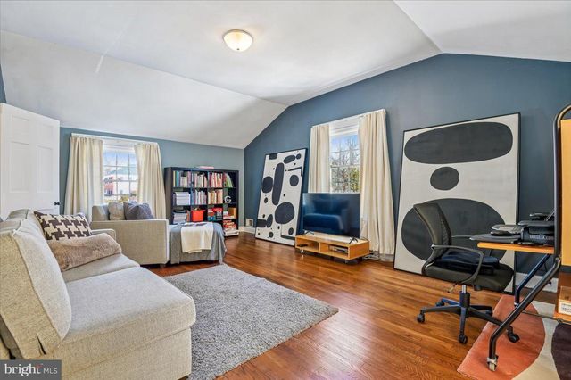 117 E NORTHERN PKWY E, Baltimore, MD 21212